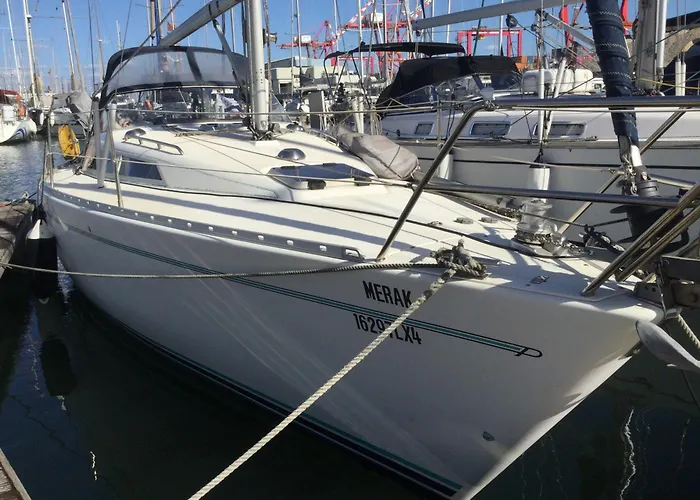 Úszó hotel Merak *